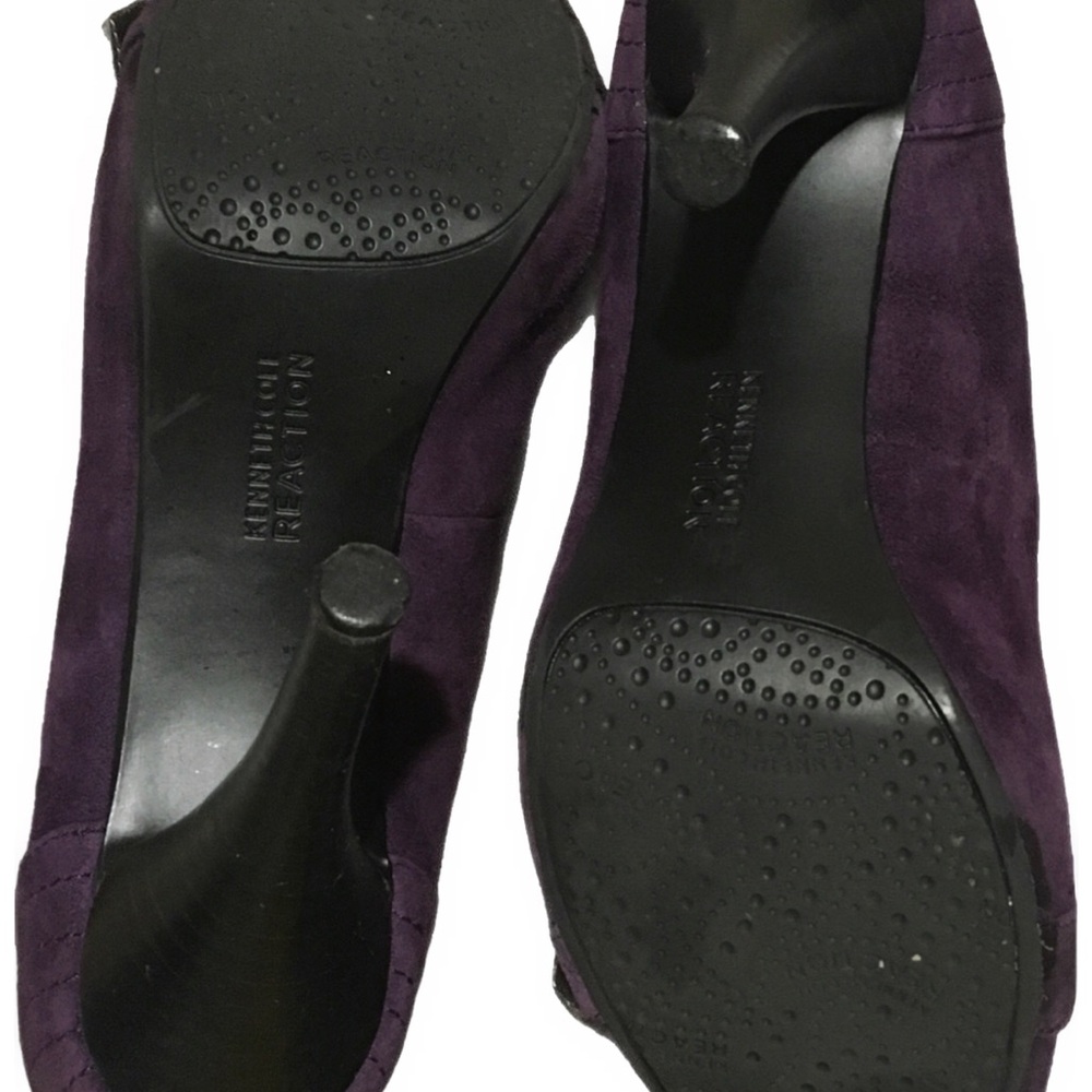 KENNETH COLE REACTION PLATFORM SUADE HEEL WITH ACCENT BUCKLE/ STUDS TURN… - Picture 6 of 9